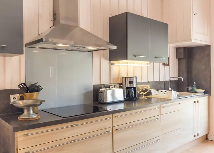 Holiday home Gite Gites De France - Le Clos De La Roseraie *