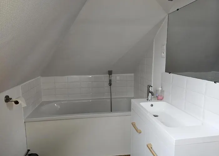 Holiday home Gite Gites De France - Le Clos De La Roseraie