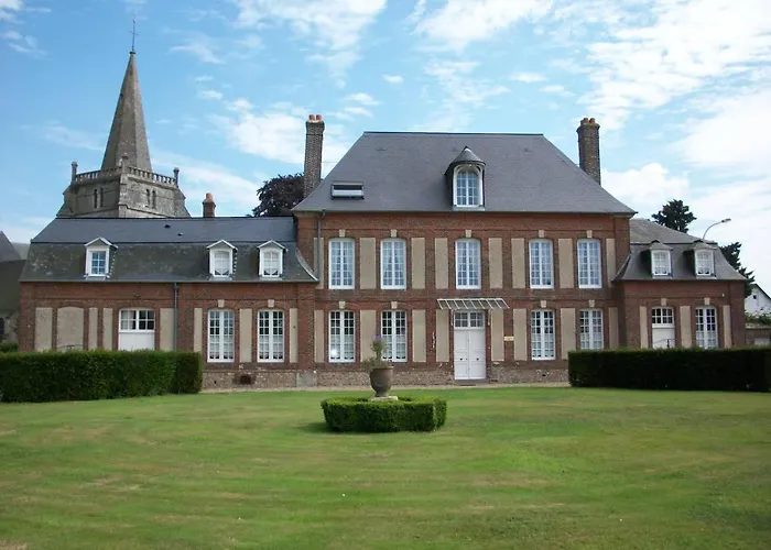 Holiday home Gite Gites De France - Le Clos De La Roseraie Ypreville-Biville